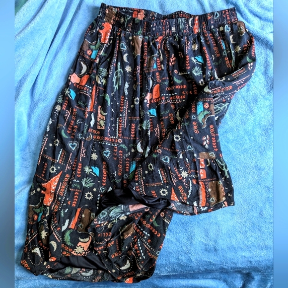 High/Low Torrid Skirt - Picture 1 of 5